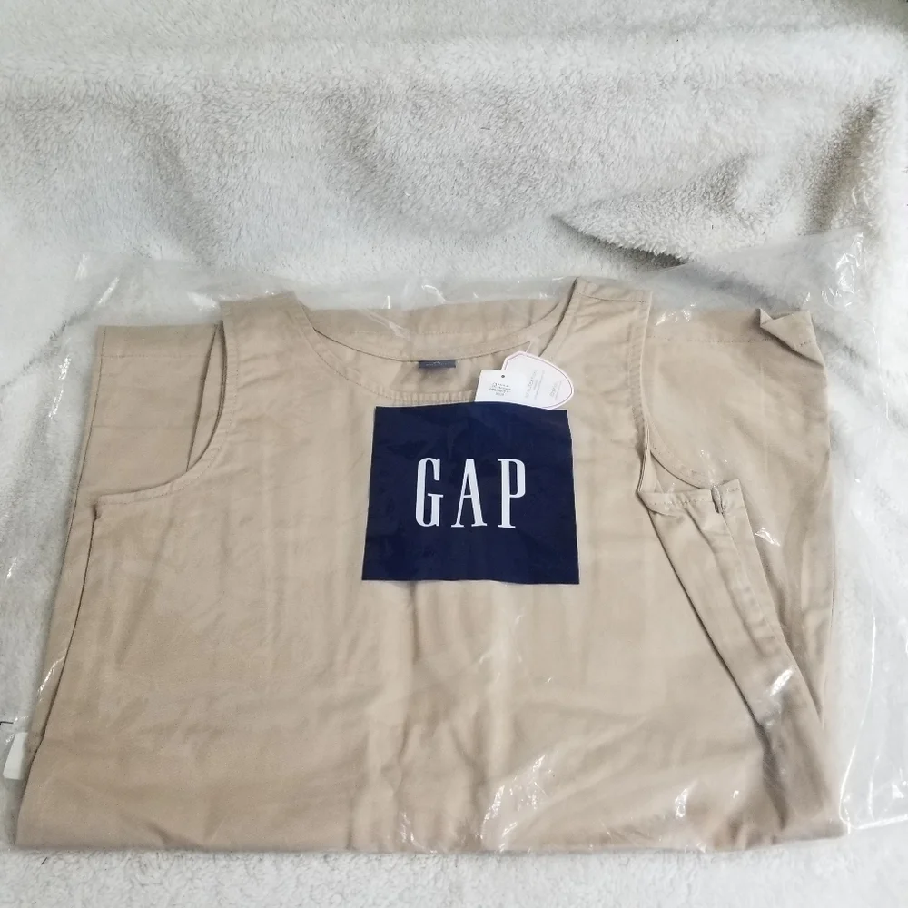 Gap School approved Uniform 8 Plus Shoulder to hem is 28”